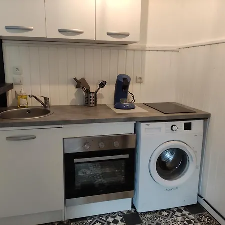 Appartement Joli T2 Proche Du Centre Et Des Remparts *